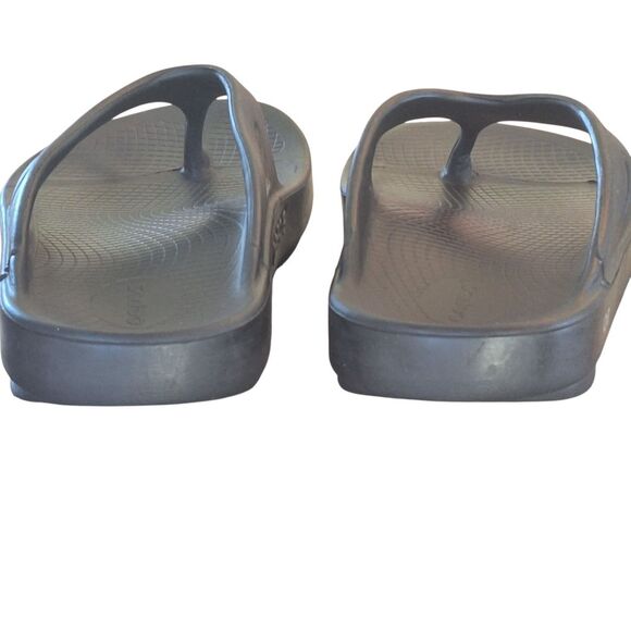 OOFOS Men's 9 Black Recovery Sandals Thongs Flip Flops Unisex (11 women) - Picture 8 of 11